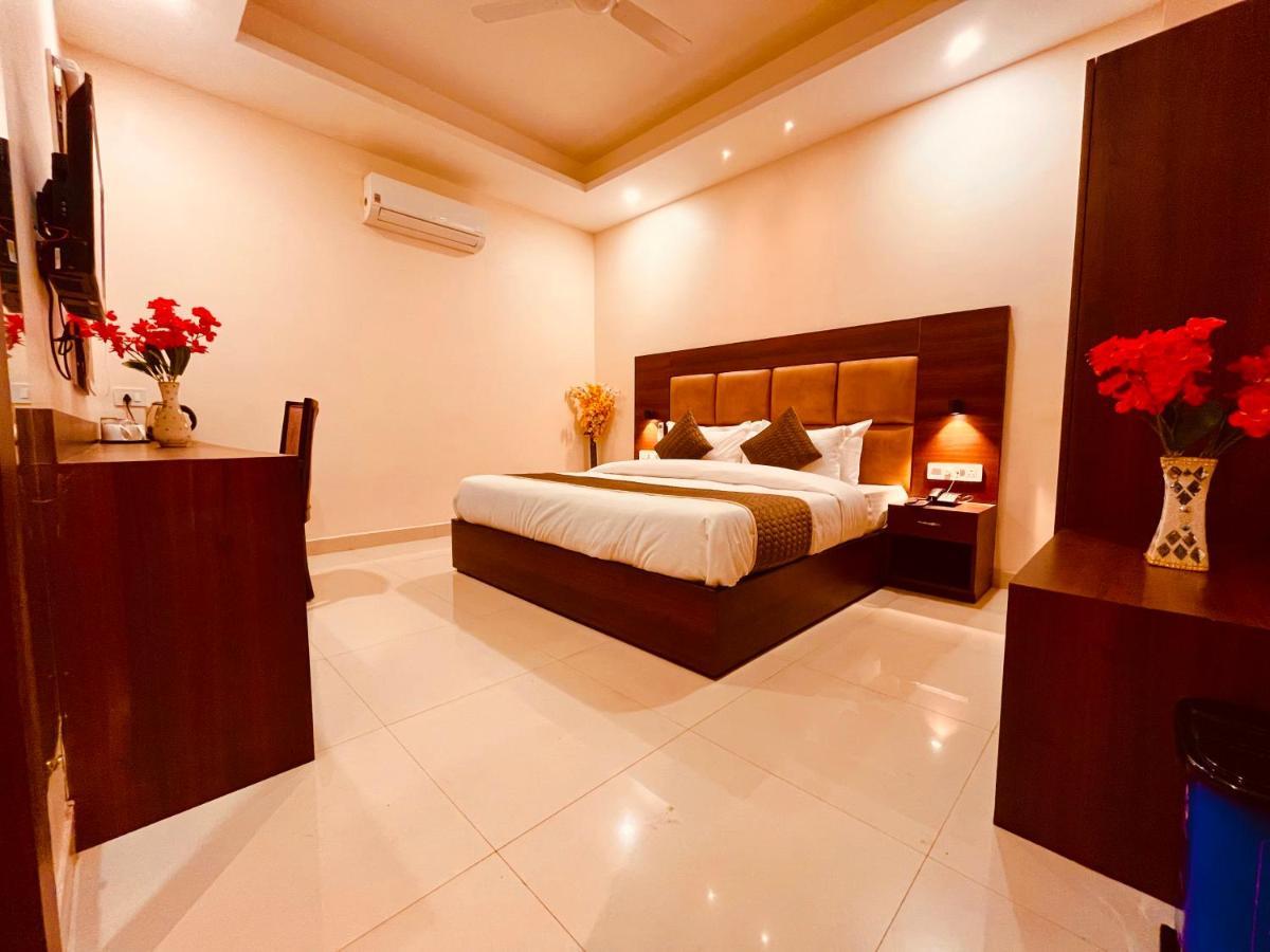 Hotel Prayag Inn Haridwār Exterior foto